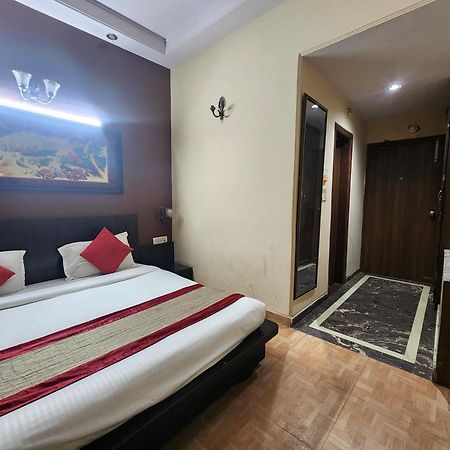 Hotel Mid Town Delhi  Ngoại thất bức ảnh