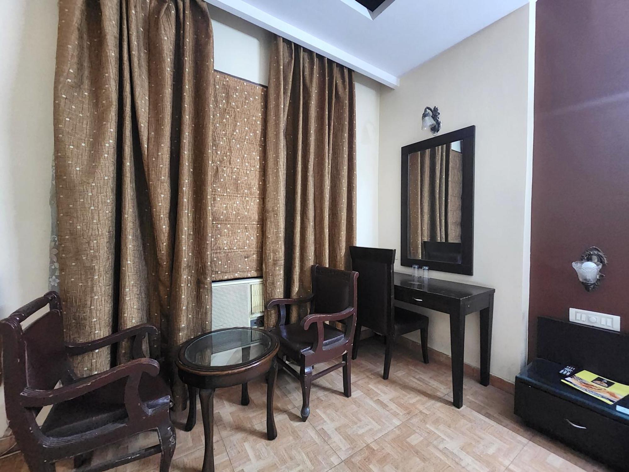 Hotel Mid Town Delhi  Ngoại thất bức ảnh